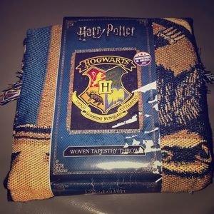 Harry Potter “Hogwarts Woven Tapestry Throw”